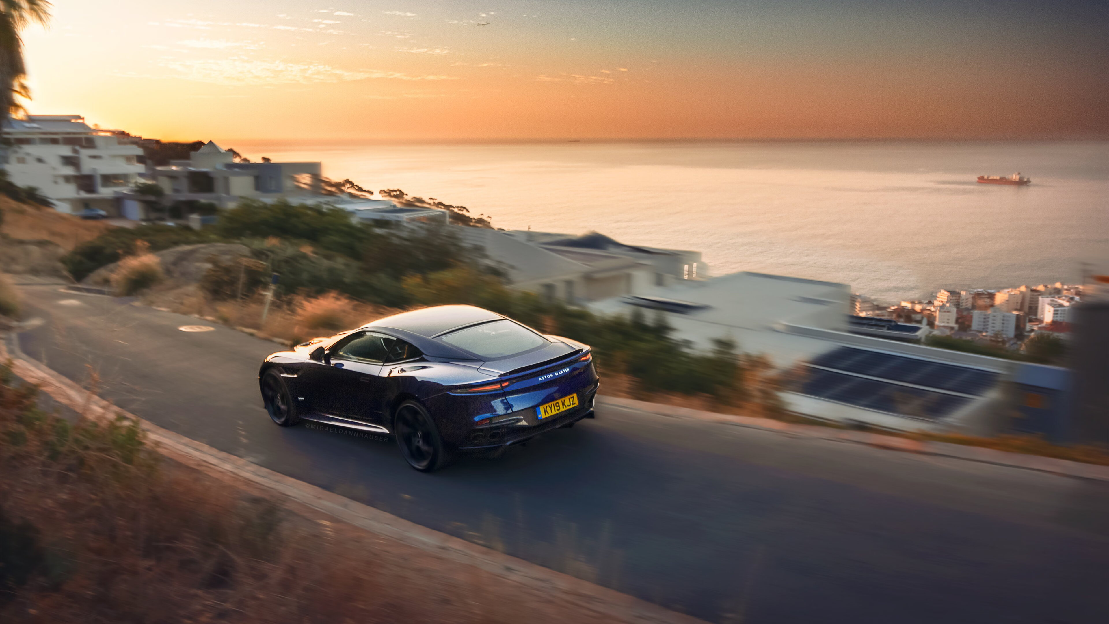 im电竞官网登录-校园足球星光熠熠，青少年运动热情高涨，校园足球新规