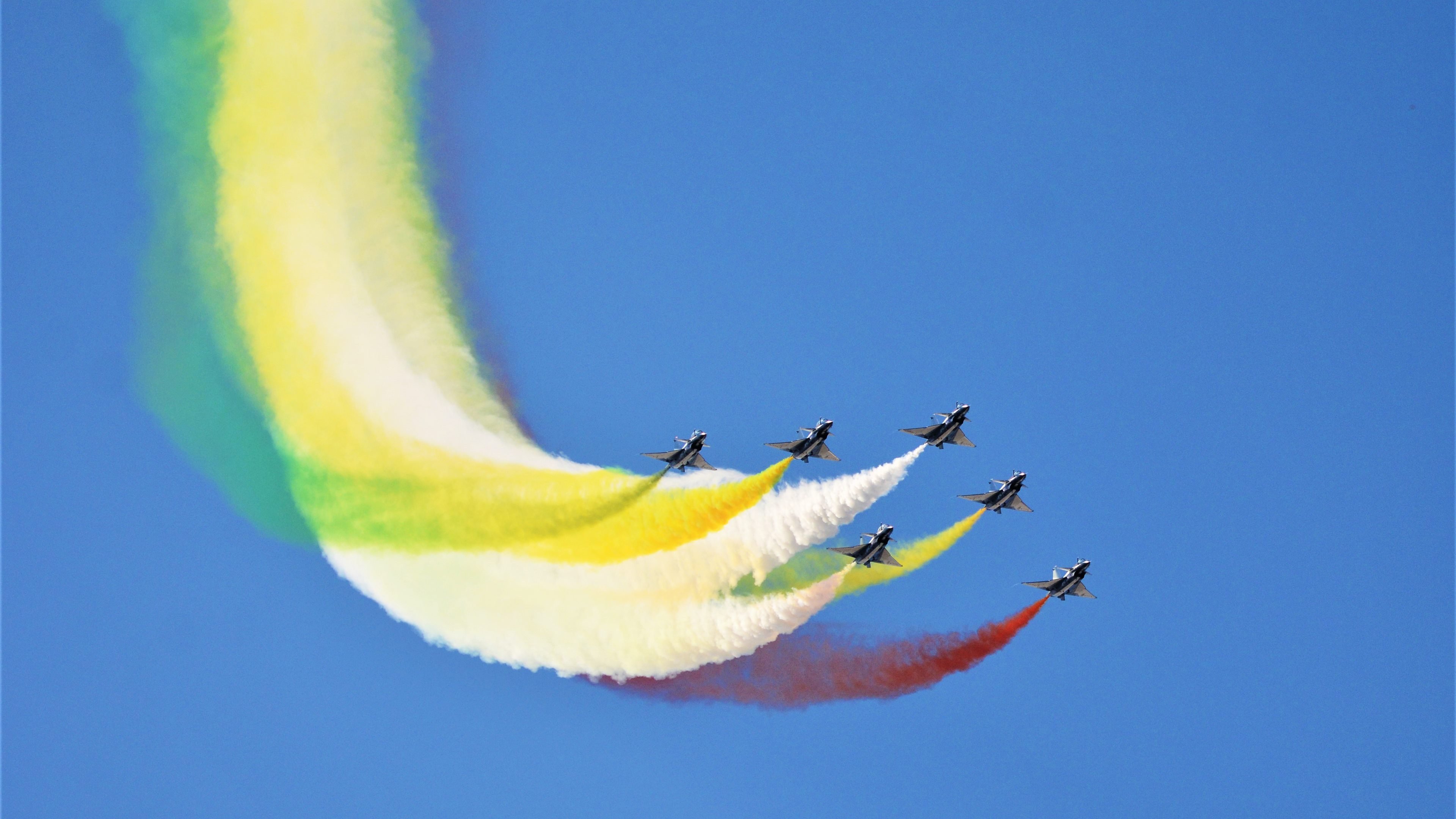 im电竞网页版-NBA总决赛首轮战罢 勇士狂胜火箭，nba勇士v火箭