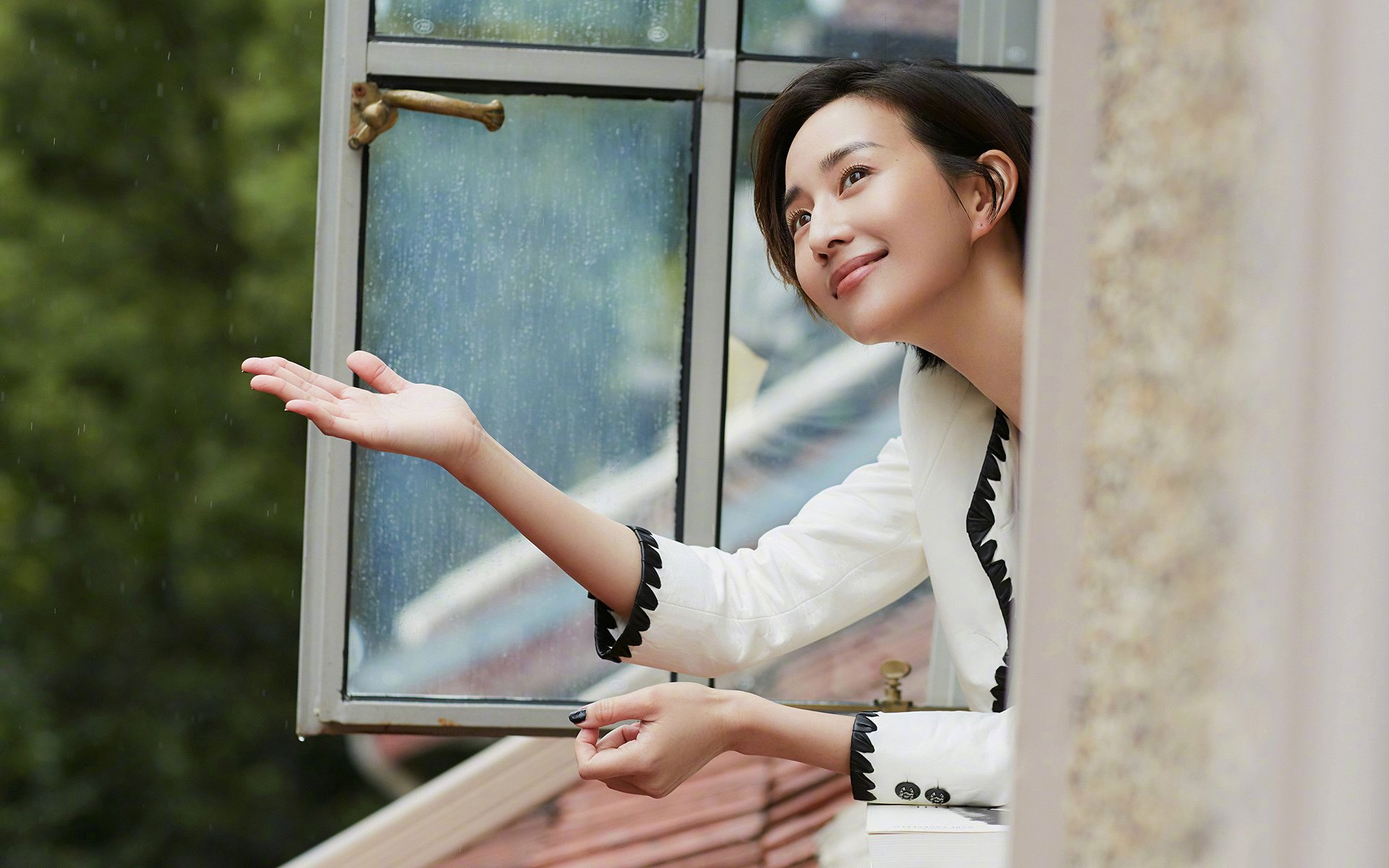 意外拳击称重仪器故障引争执,拳击手称重仪式视频