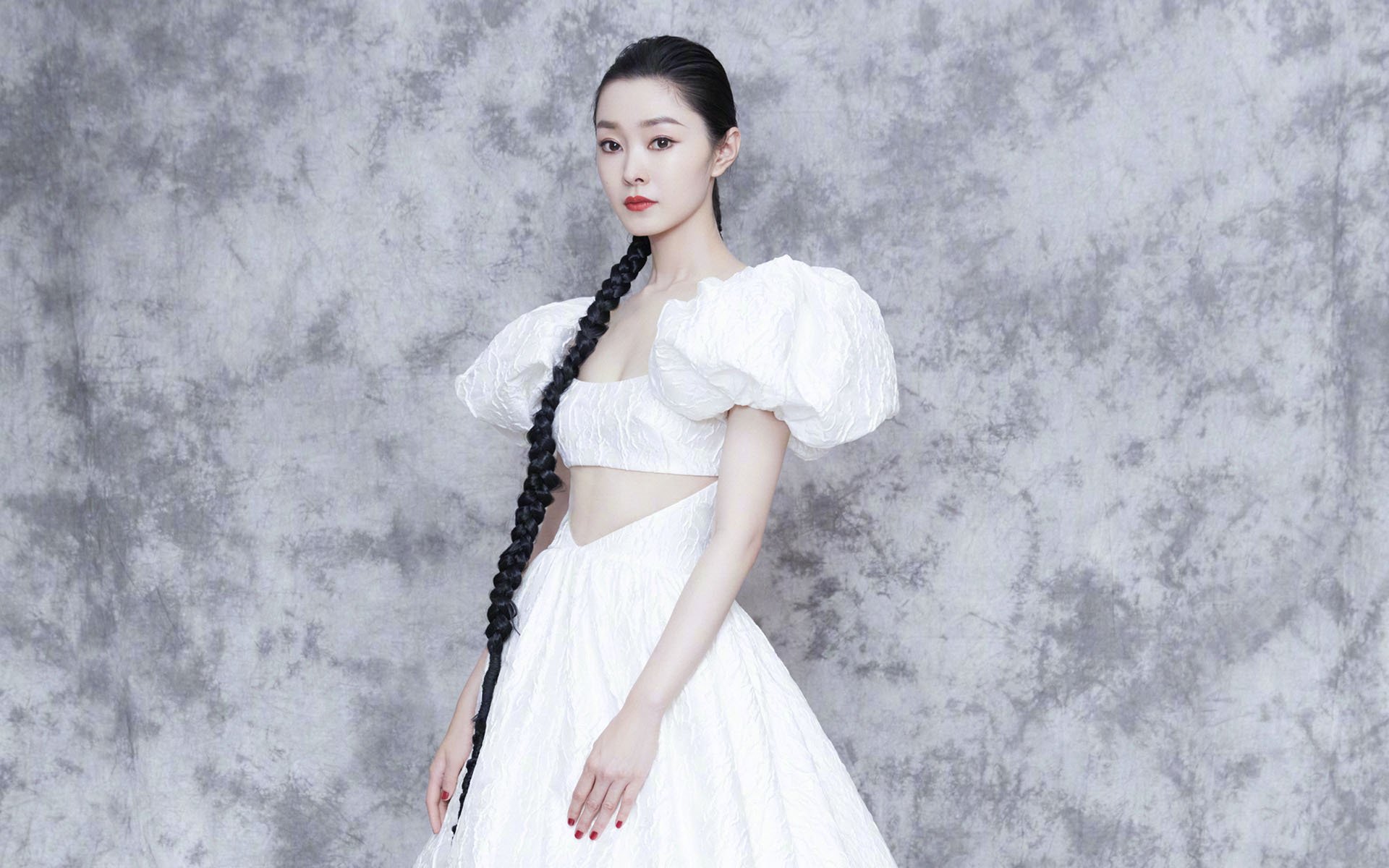 斯帕尔跃过障碍，波尔图豪取连胜，斯帕沃尔是什么人物