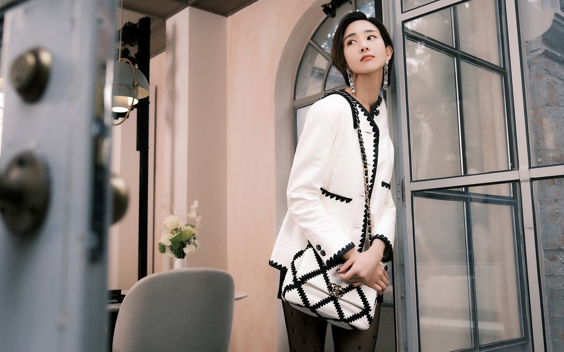 im体育平台官网-中场组织层级是否因控球比例变化而被重新定位，中场组织能力