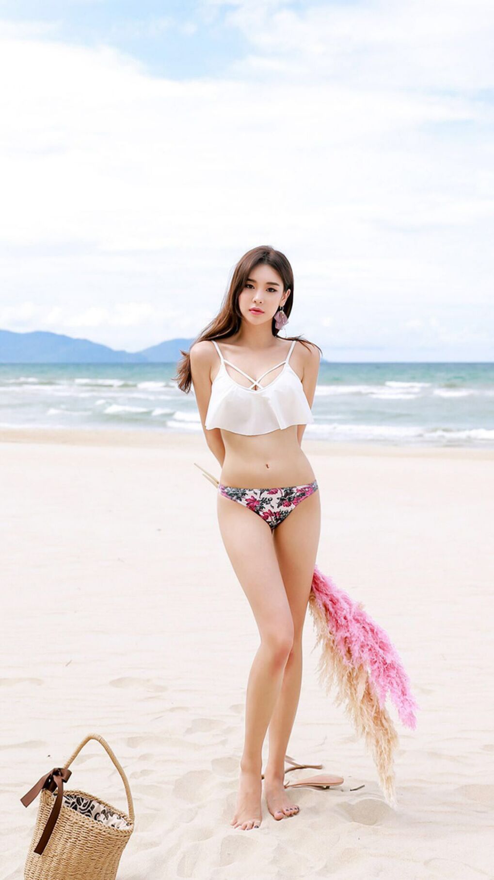 im电竞官方下载-全黑队的配合默契度极高，比赛过程中展现绝对优势，黑队黑队口号